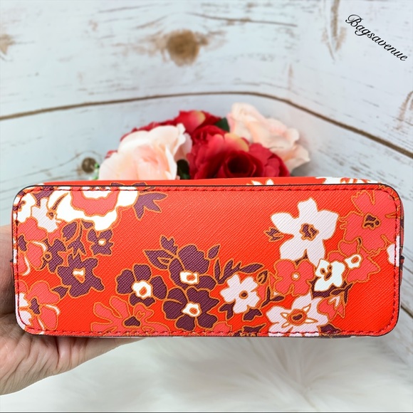 Michael Kors Emmy travel pouch dark sangria red - Picture 5 of 7